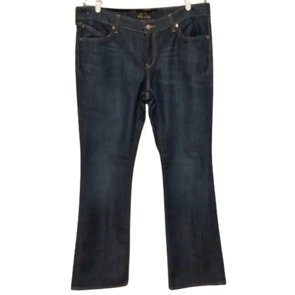 Old Navy Blue Diva Bootcut Low Rise Stretch Jeans Women’s Size 14 NWOT - Picture 1 of 4